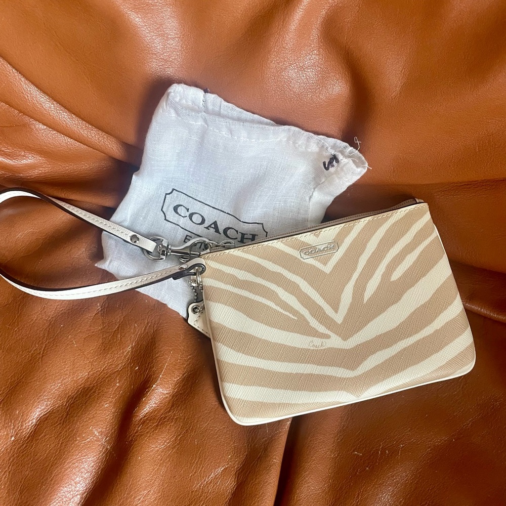 Coach Cream Chevron Leather Wristlet